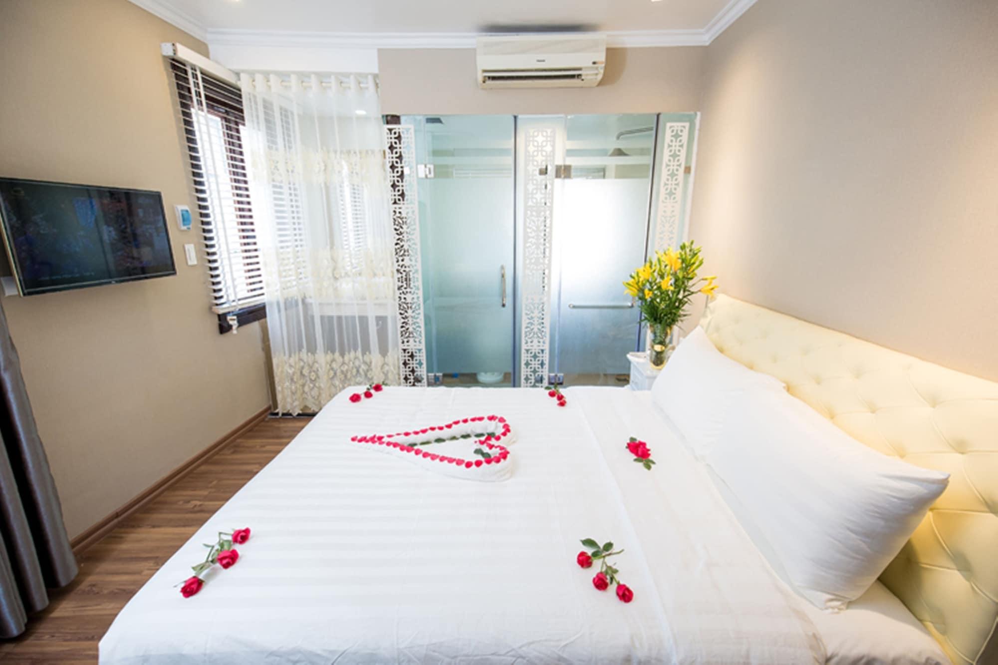 Little Hanoi Deluxe Hotel Екстериор снимка