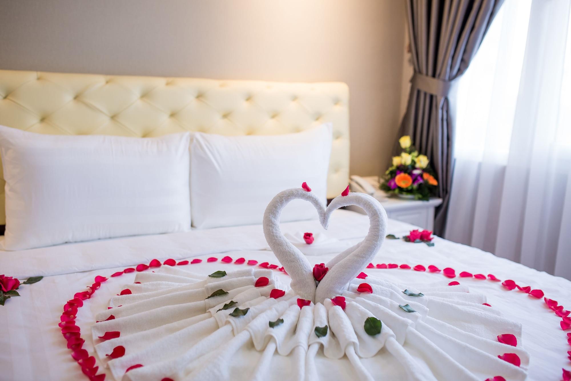 Little Hanoi Deluxe Hotel Екстериор снимка
