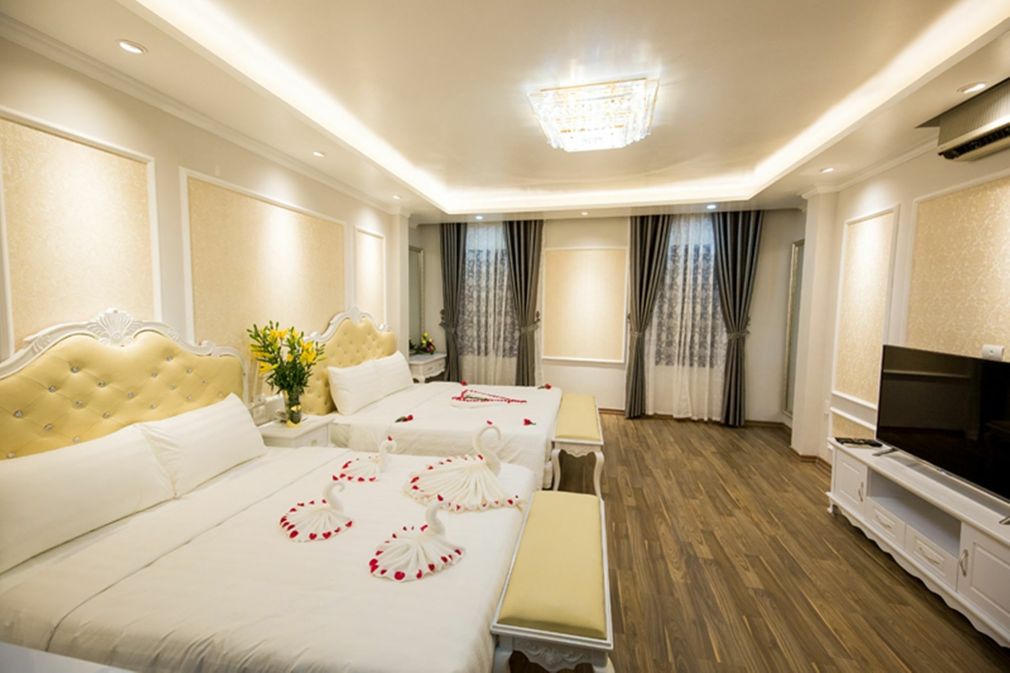 Little Hanoi Deluxe Hotel Екстериор снимка